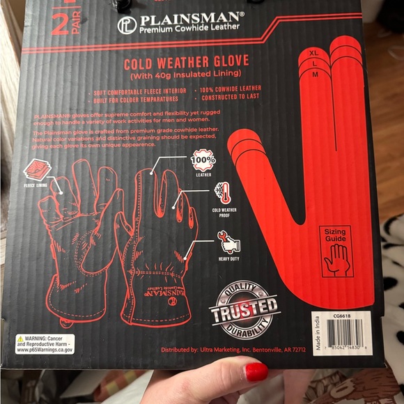 Plainsman Black Gloves with Elasticated Wrist and Smooth Finish - Picture 2 of 5